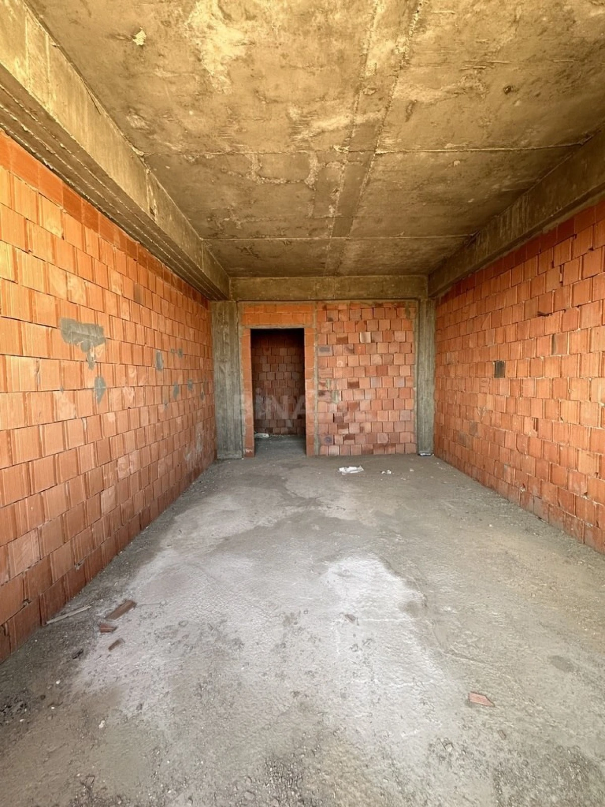 Satılır 1 otaqlı mənzil 54 m²