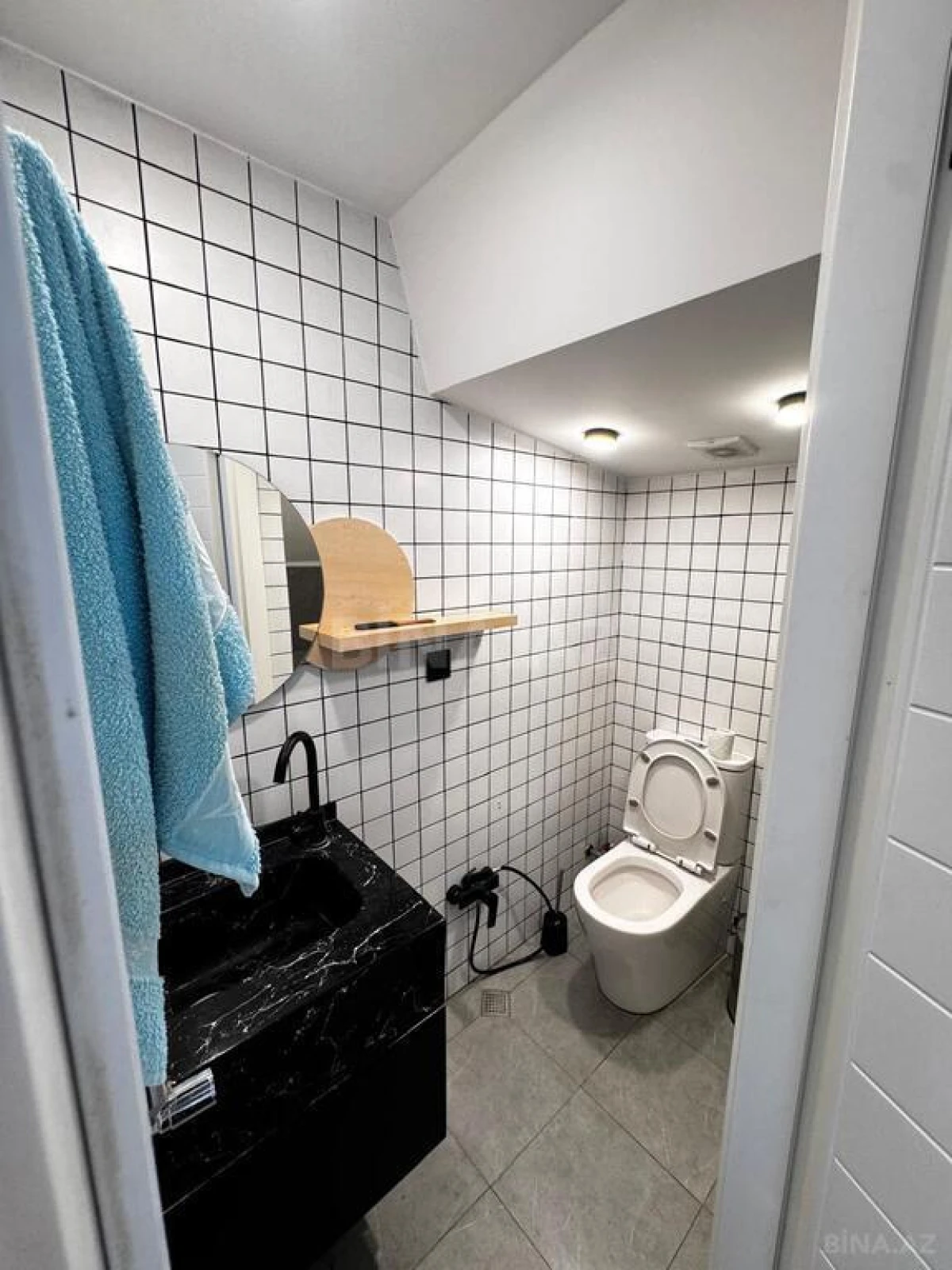 Satılır 5 otaqlı həyət evi 220 m²