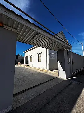 Satılır 5 otaqlı həyət evi 220 m²