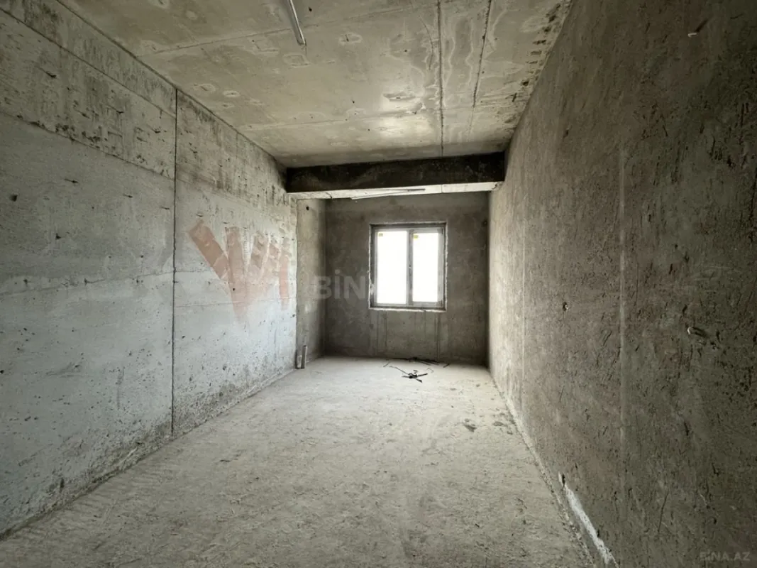 Satılır 3 otaqlı mənzil 189 m²