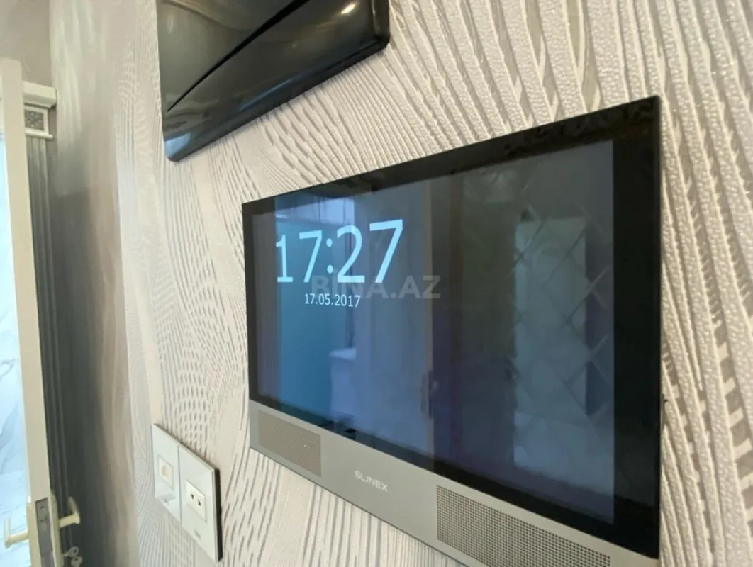 Kirayə verilir 3 otaqlı mənzil 130 m²