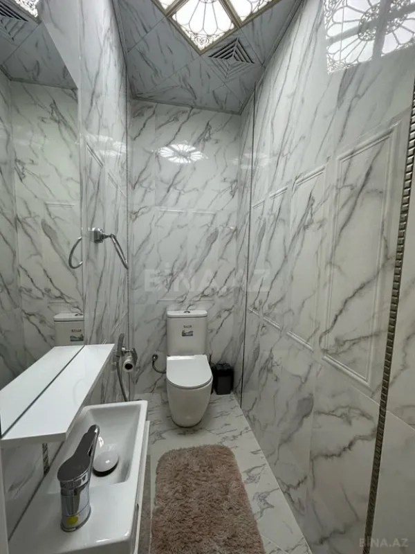 Kirayə verilir 3 otaqlı mənzil 130 m²