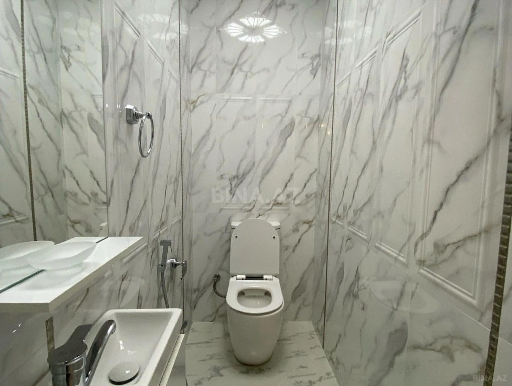 Kirayə verilir 3 otaqlı mənzil 130 m²