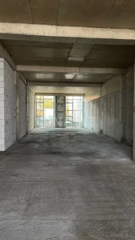 Satılır 4 otaqlı mənzil 266.4 m²