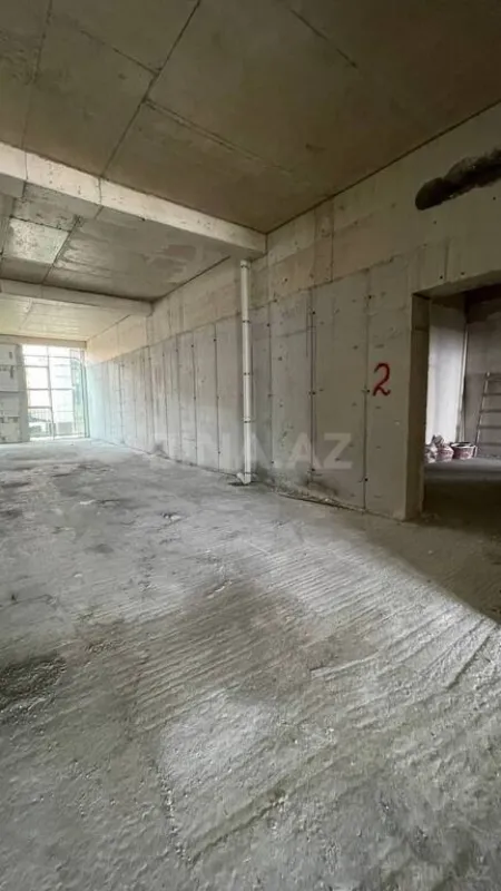 Satılır 4 otaqlı mənzil 266.4 m²