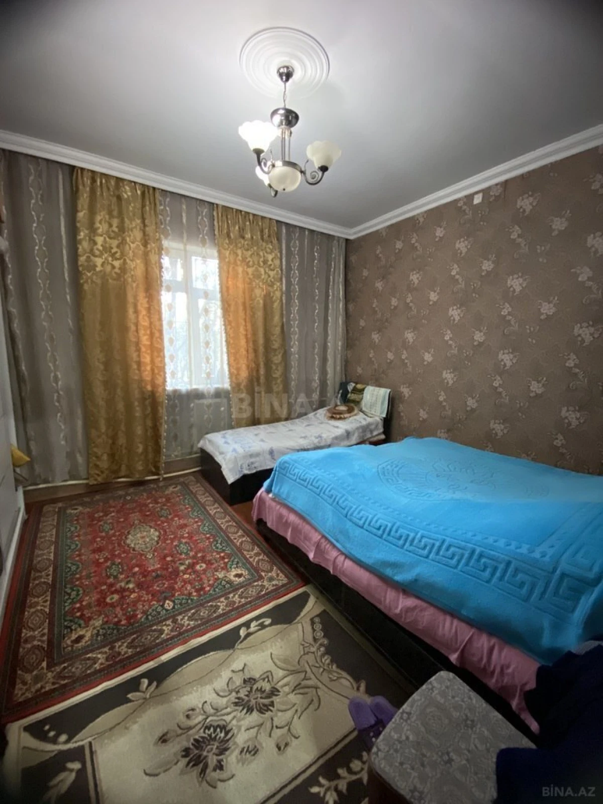 Satılır obyekt 900 m²