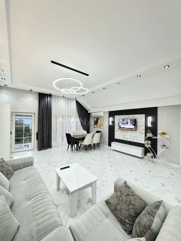 Satılır 4 otaqlı həyət evi 170 m²