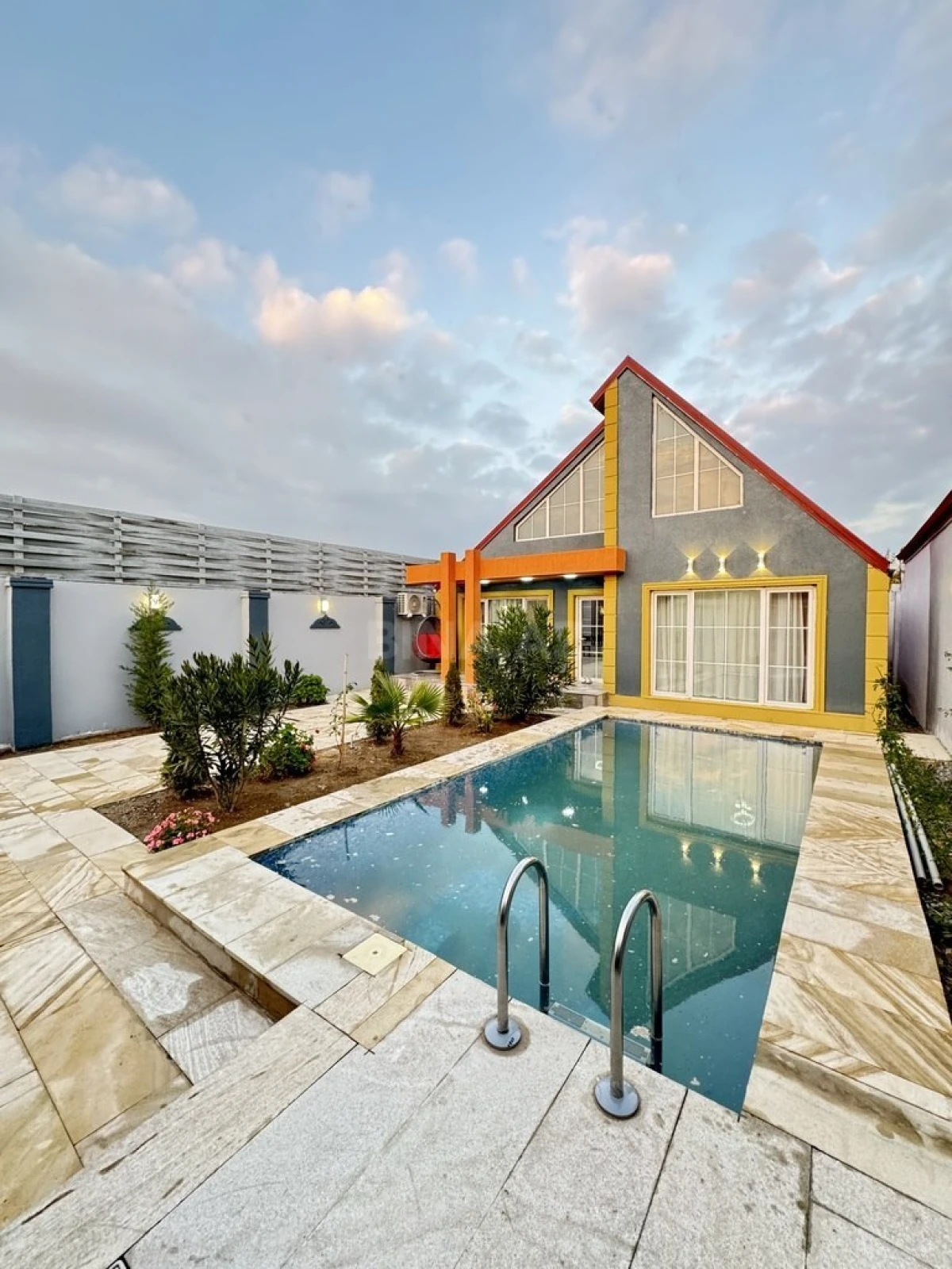 Satılır 4 otaqlı həyət evi 170 m²