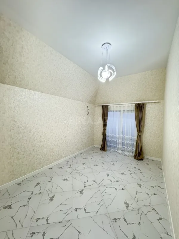 Satılır 4 otaqlı həyət evi 170 m²