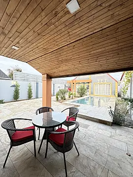 Satılır 4 otaqlı həyət evi 170 m²