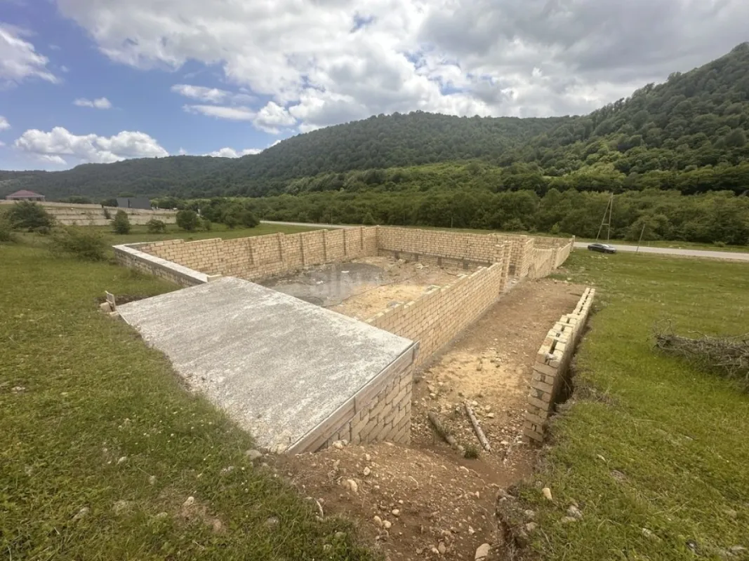Satılır torpaq sahəsi 12 m²