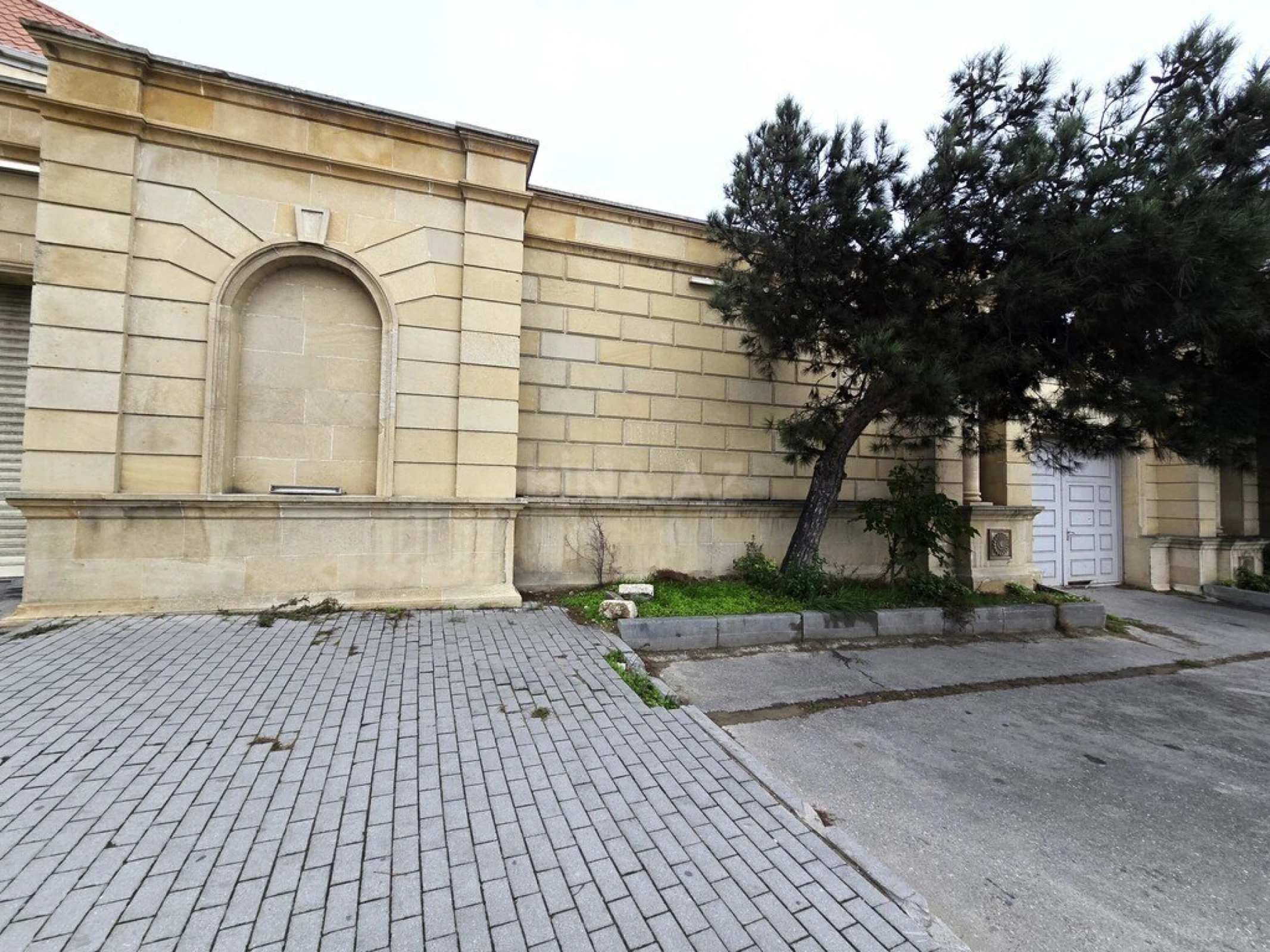 Satılır torpaq sahəsi 25 m²