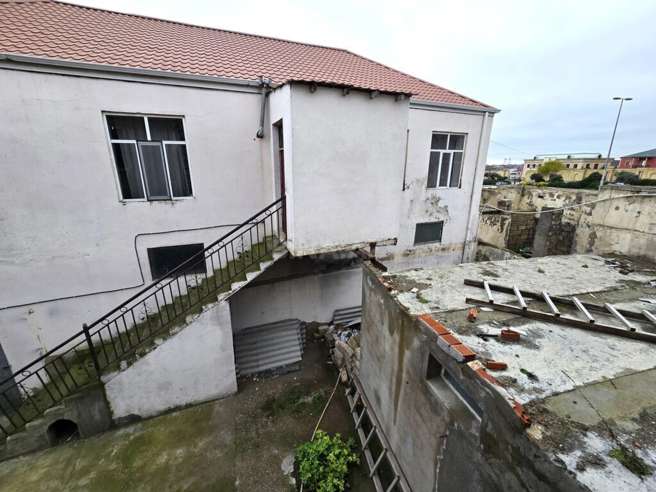 Satılır torpaq sahəsi 25 m²