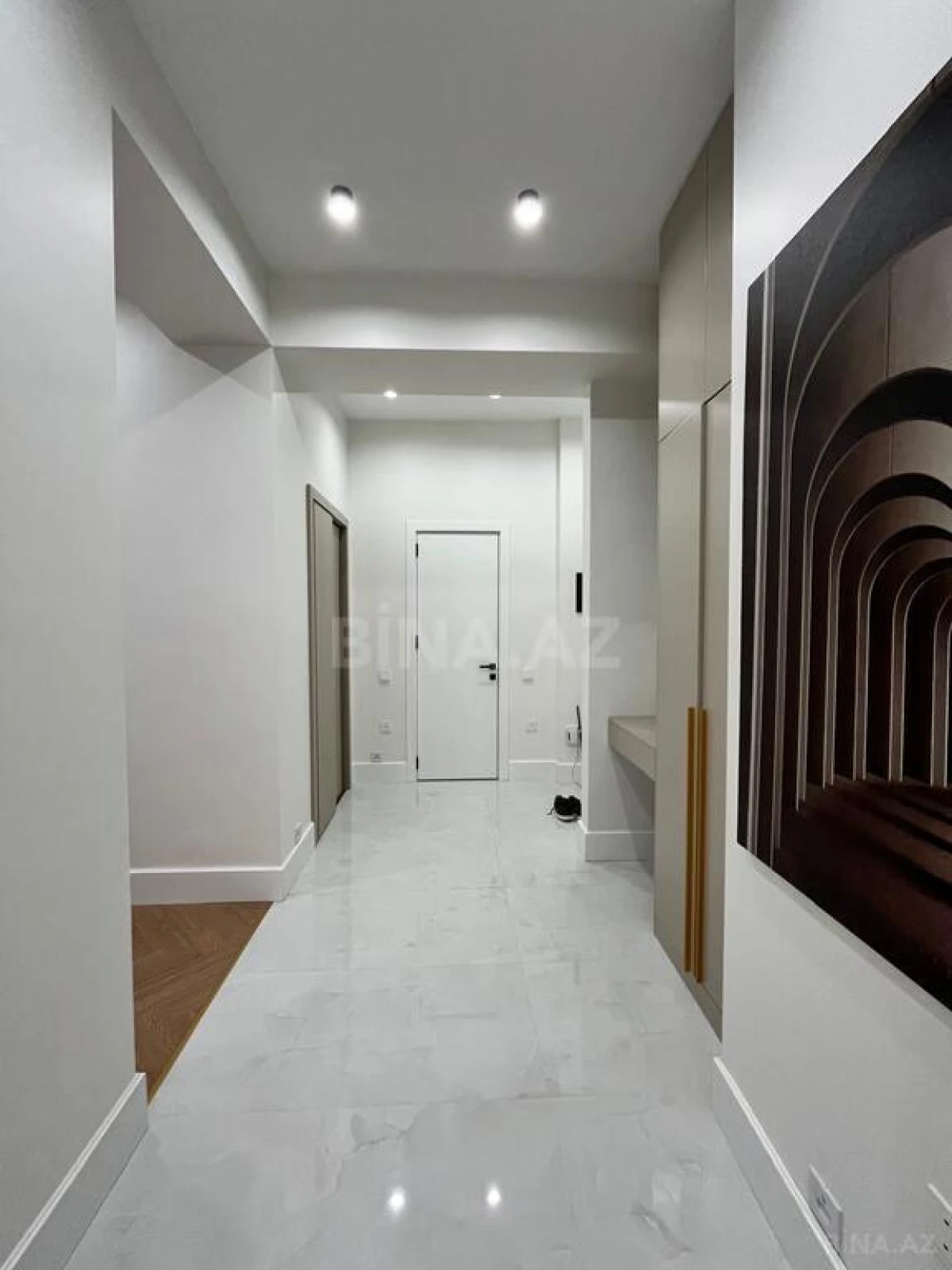 Kirayə verilir 3 otaqlı mənzil 120 m²