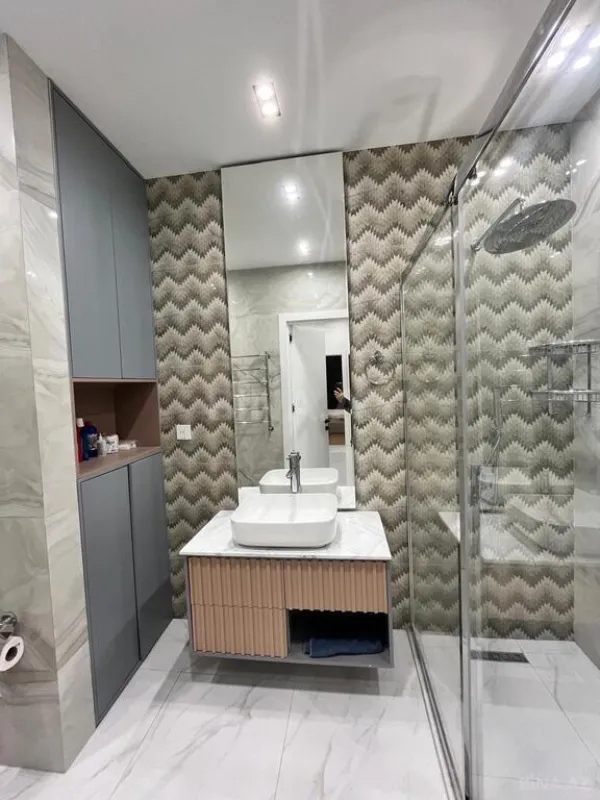 Kirayə verilir 3 otaqlı mənzil 120 m²