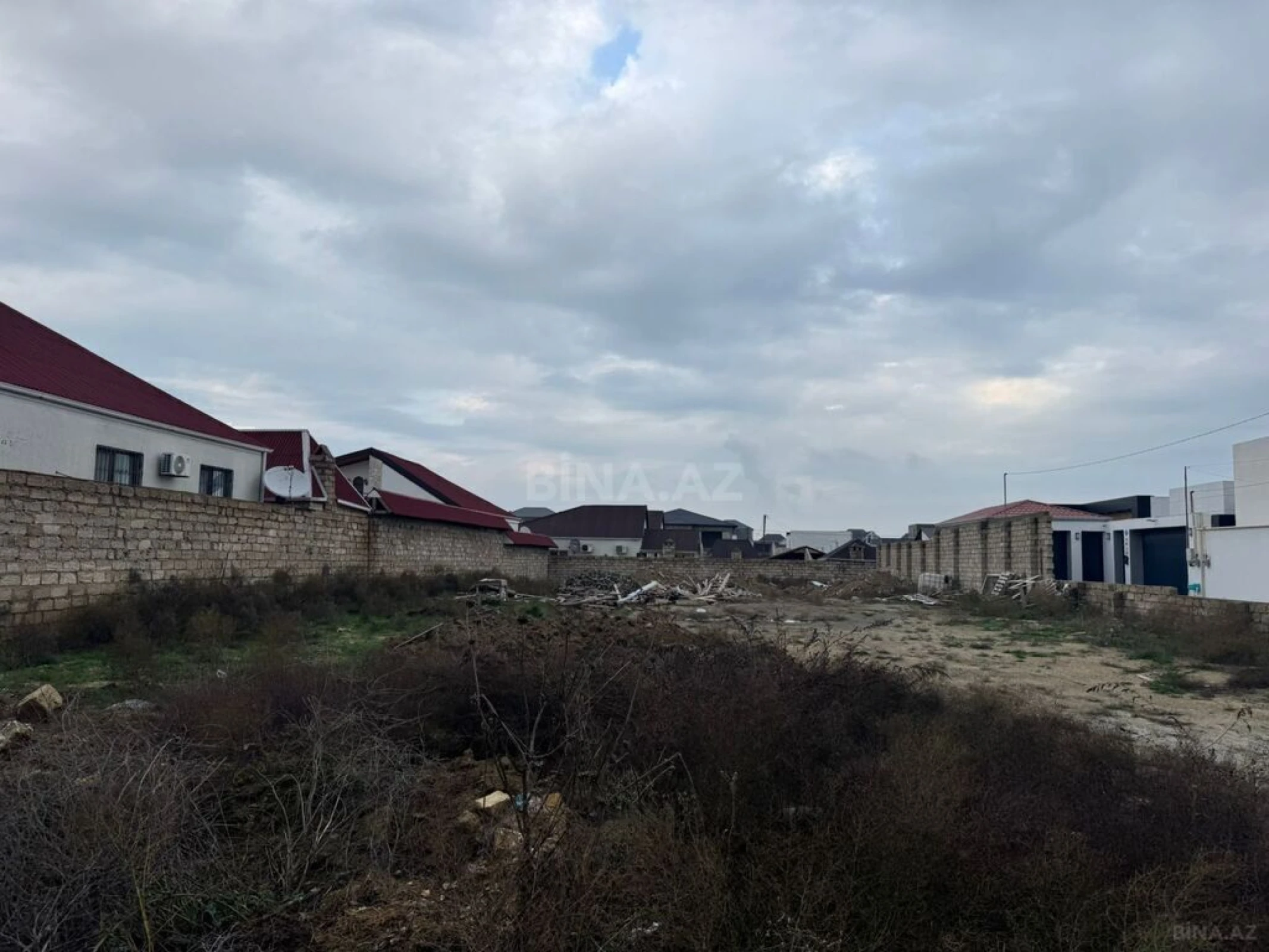 Satılır torpaq sahəsi 12 m²