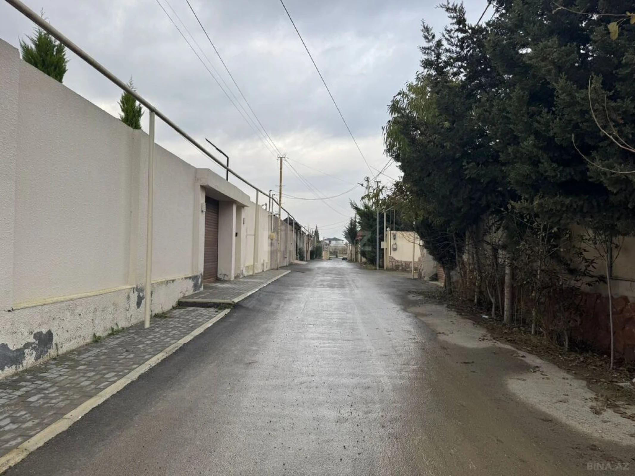 Satılır torpaq sahəsi 12 m²