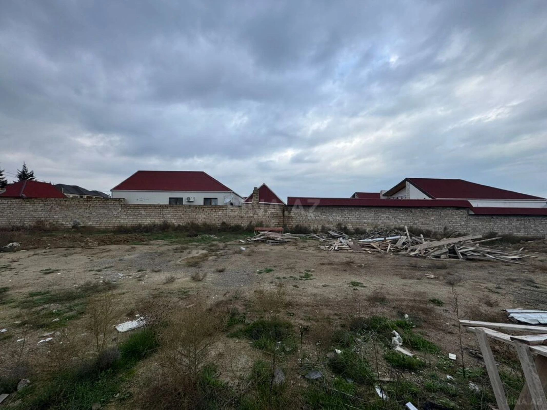 Satılır torpaq sahəsi 12 m²