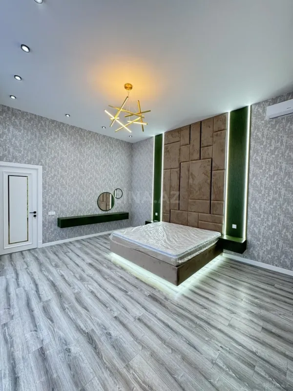 Satılır 5 otaqlı həyət evi 225 m²