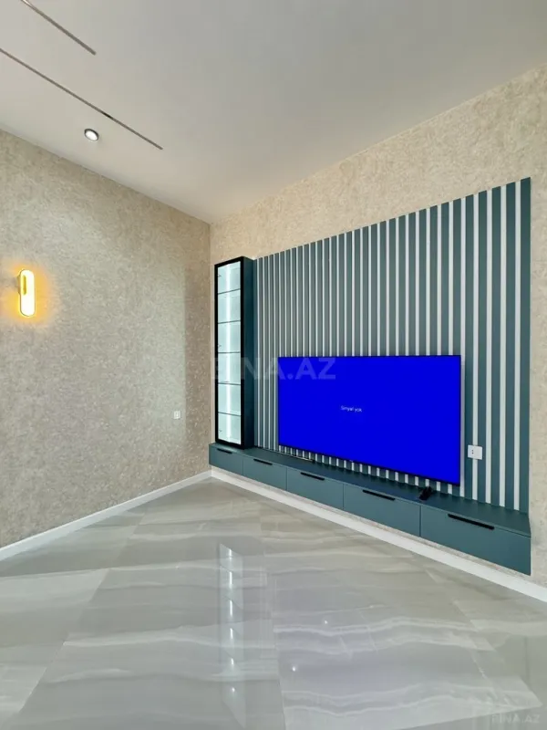 Satılır 5 otaqlı həyət evi 225 m²