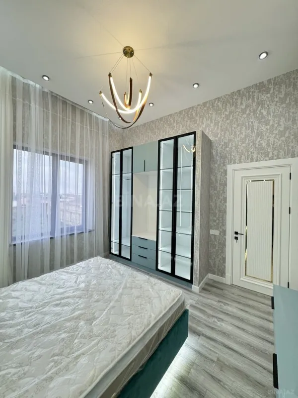 Satılır 5 otaqlı həyət evi 225 m²