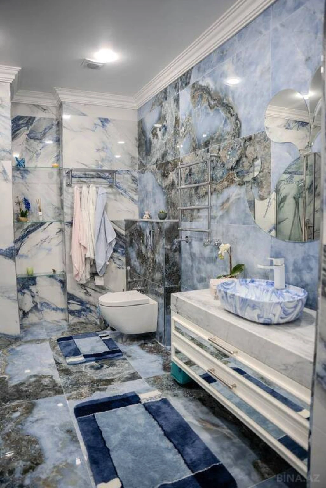 Satılır 5 otaqlı mənzil 225 m²