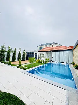 Satılır 5 otaqlı həyət evi 260 m²