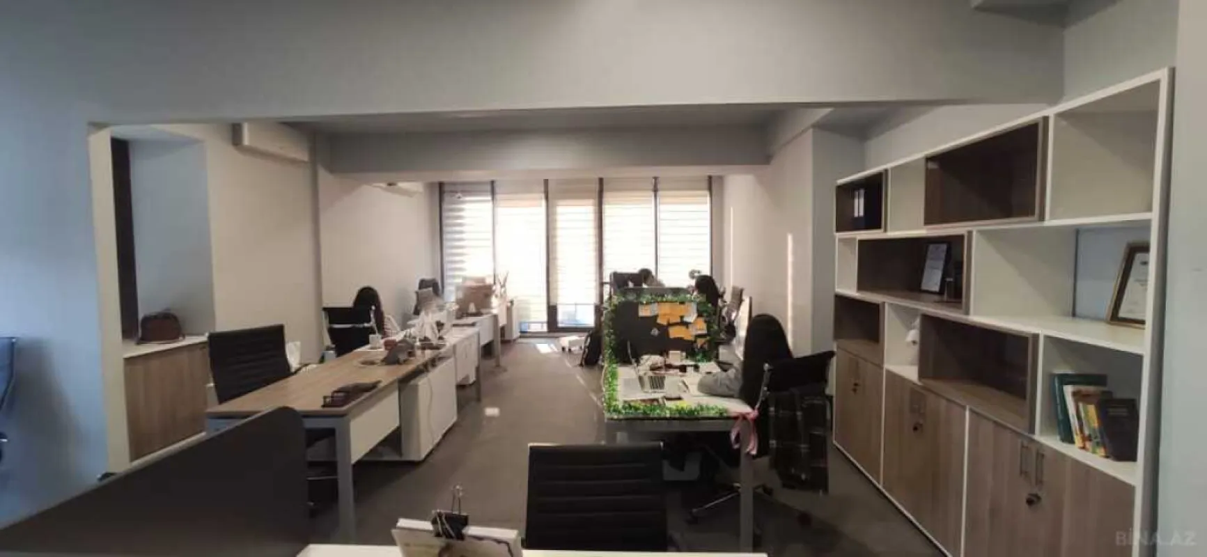 Satılır 6 otaqlı ofis 270 m²