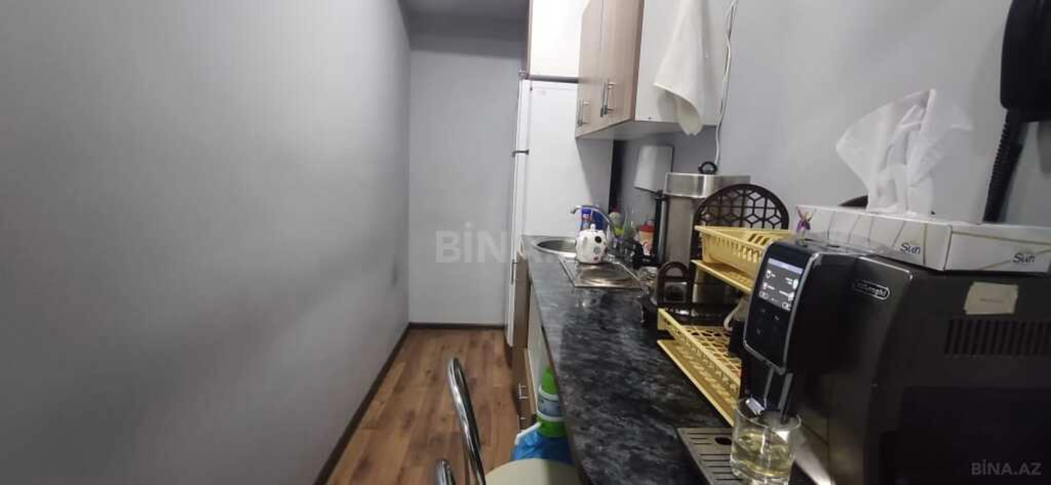 Satılır 6 otaqlı ofis 270 m²