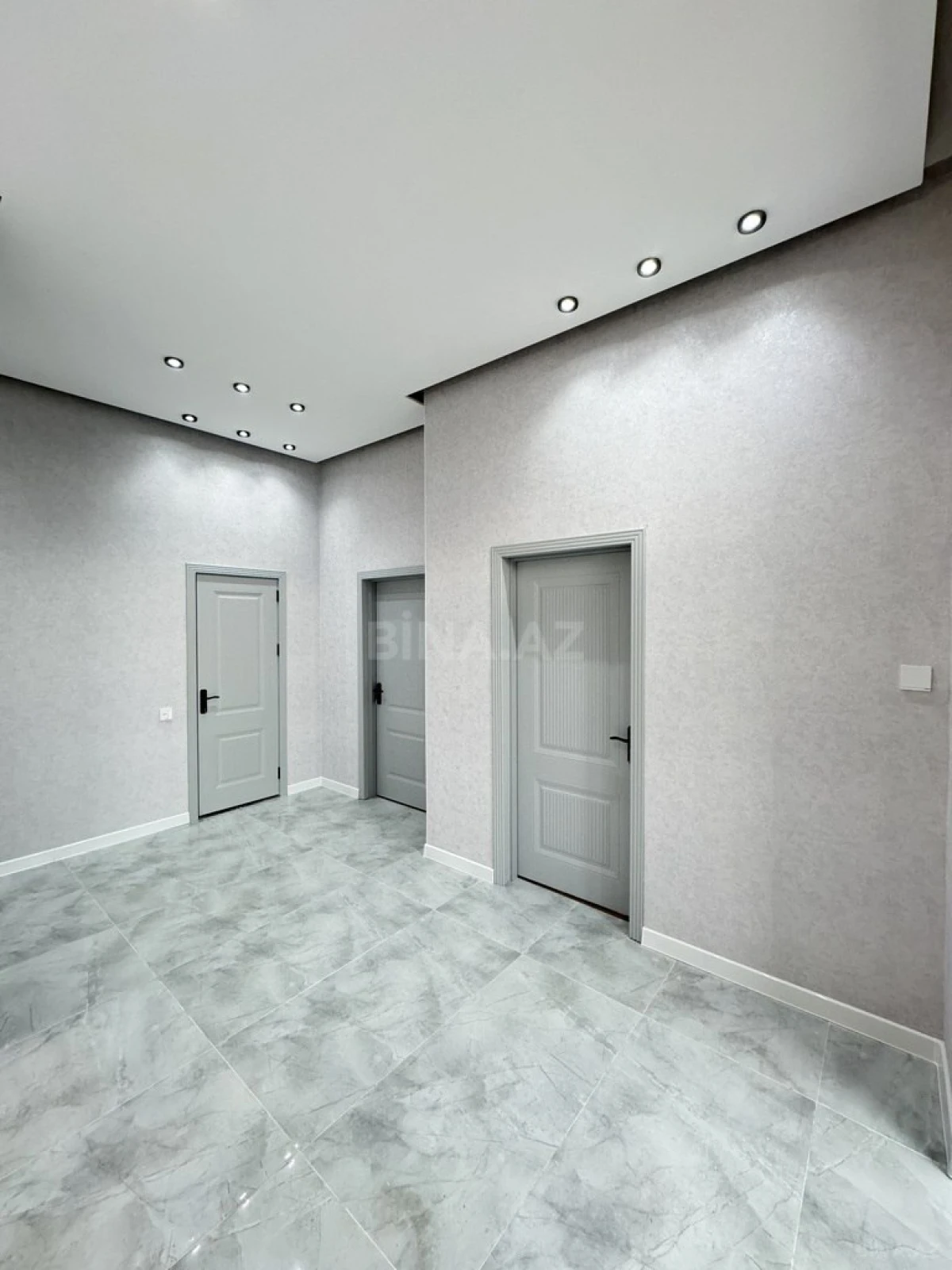 Satılır 4 otaqlı həyət evi 160 m²