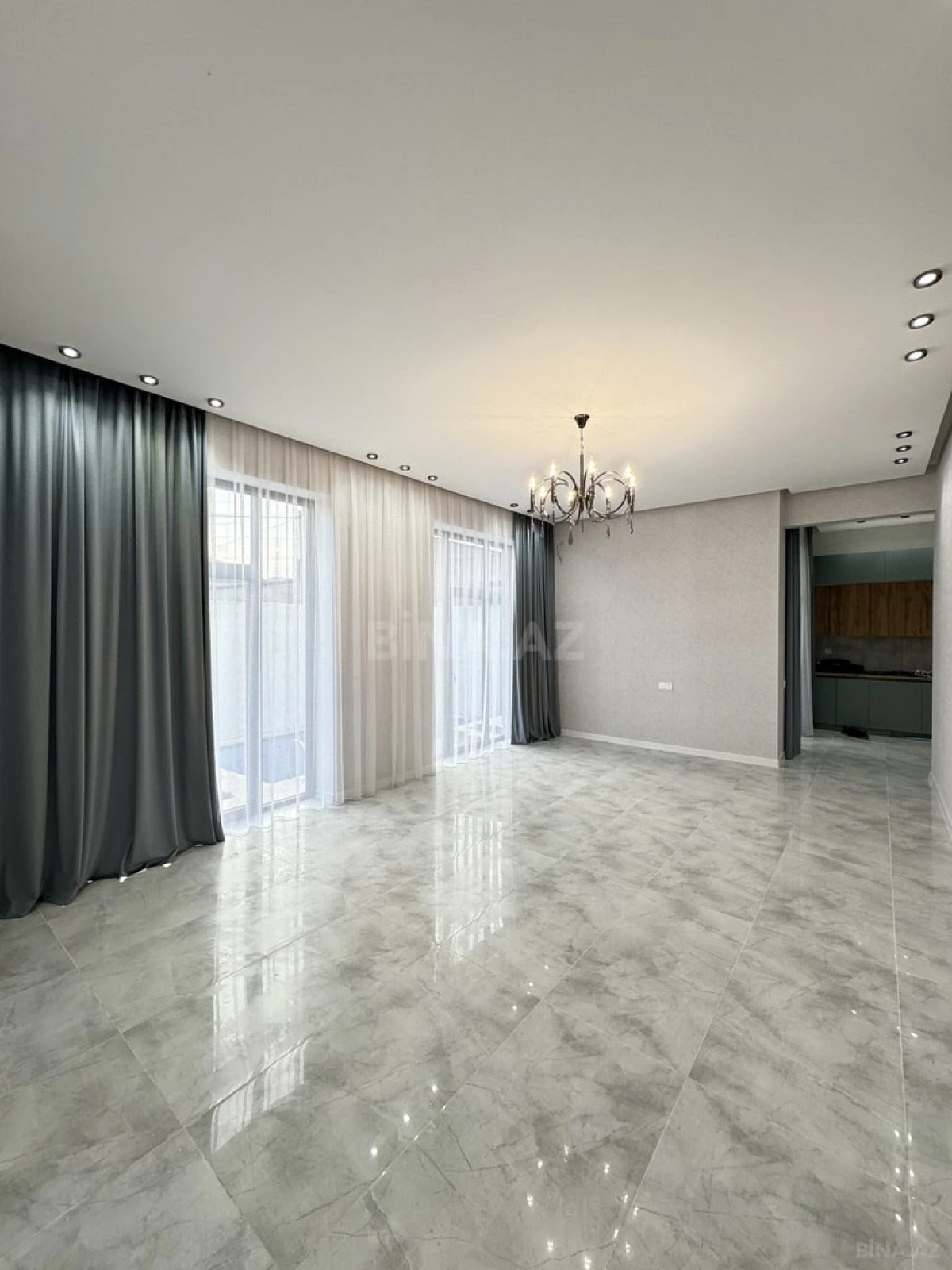 Satılır 4 otaqlı həyət evi 160 m²