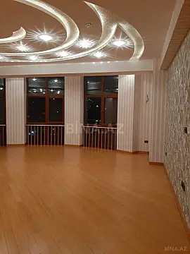 Satılır 4 otaqlı mənzil 315 m²