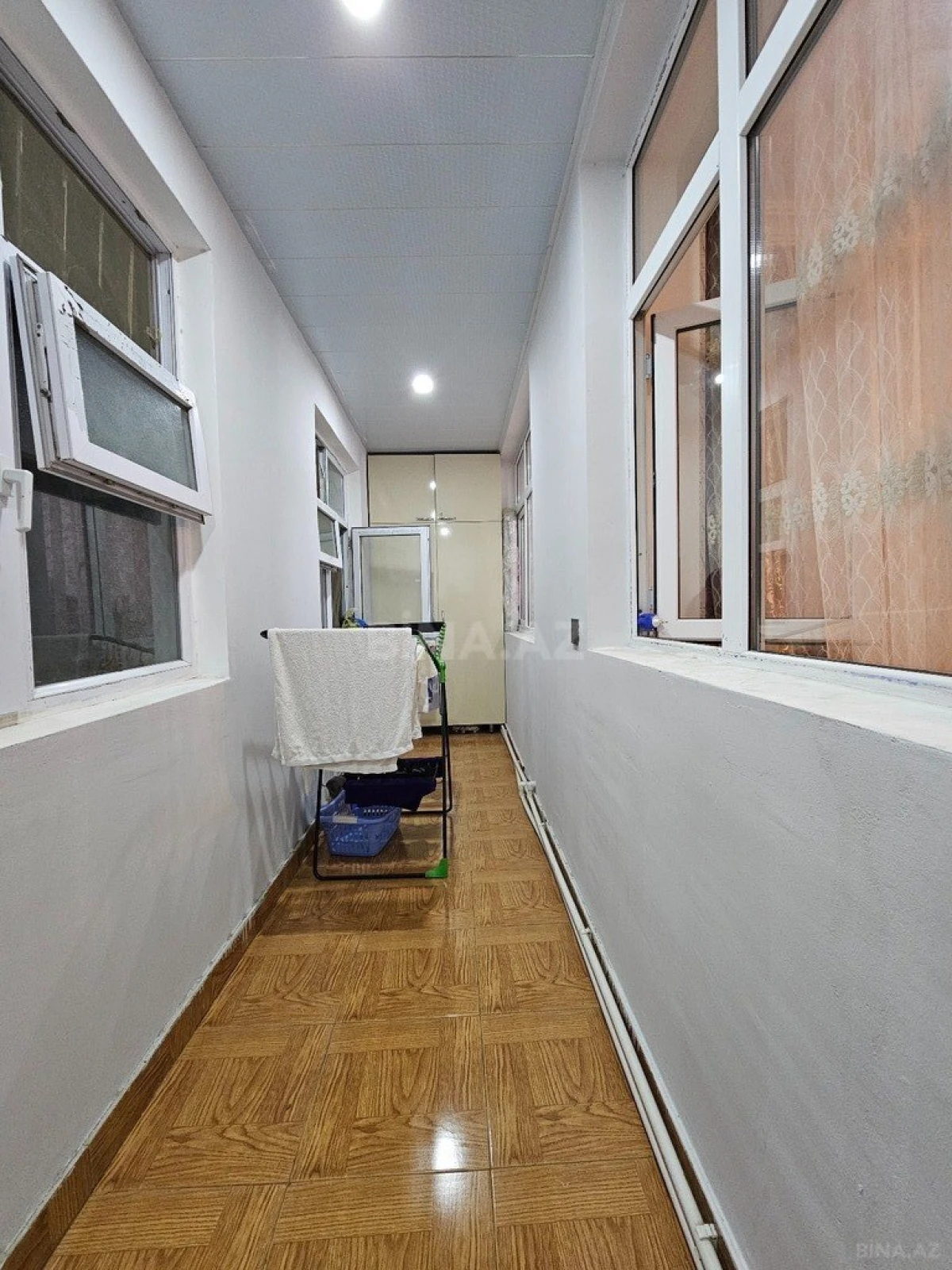 Satılır 4 otaqlı mənzil 110 m²