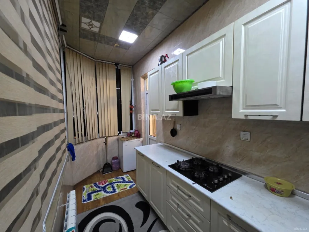 Satılır 3 otaqlı mənzil 107 m²