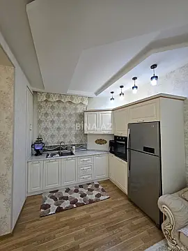 Satılır 3 otaqlı mənzil 107 m²