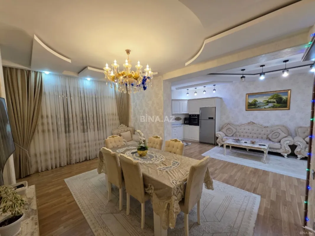 Satılır 3 otaqlı mənzil 107 m²