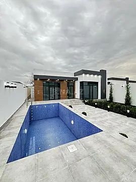 Satılır 4 otaqlı həyət evi 155 m²