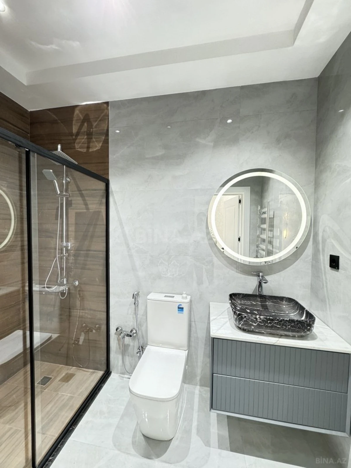 Satılır 4 otaqlı həyət evi 155 m²