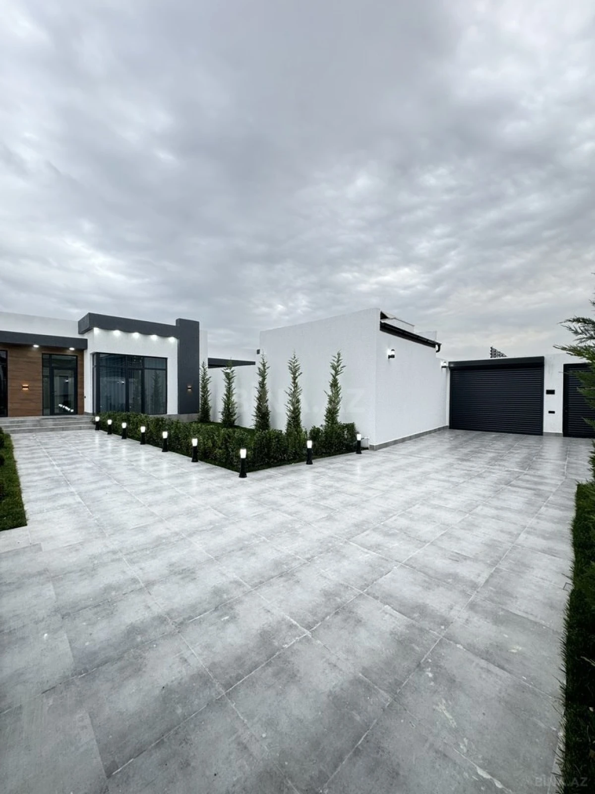 Satılır 4 otaqlı həyət evi 155 m²