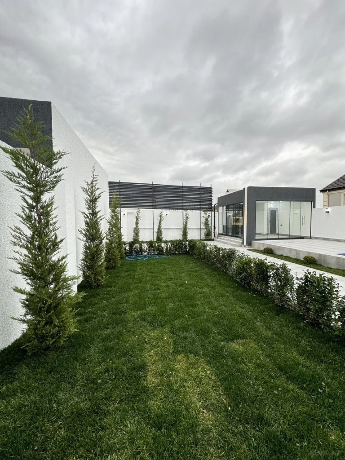 Satılır 4 otaqlı həyət evi 155 m²