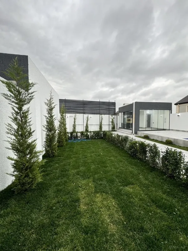 Satılır 4 otaqlı həyət evi 155 m²