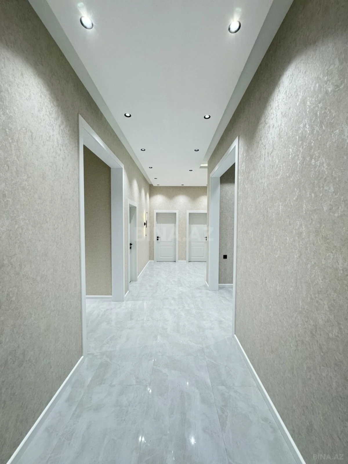 Satılır 4 otaqlı həyət evi 155 m²