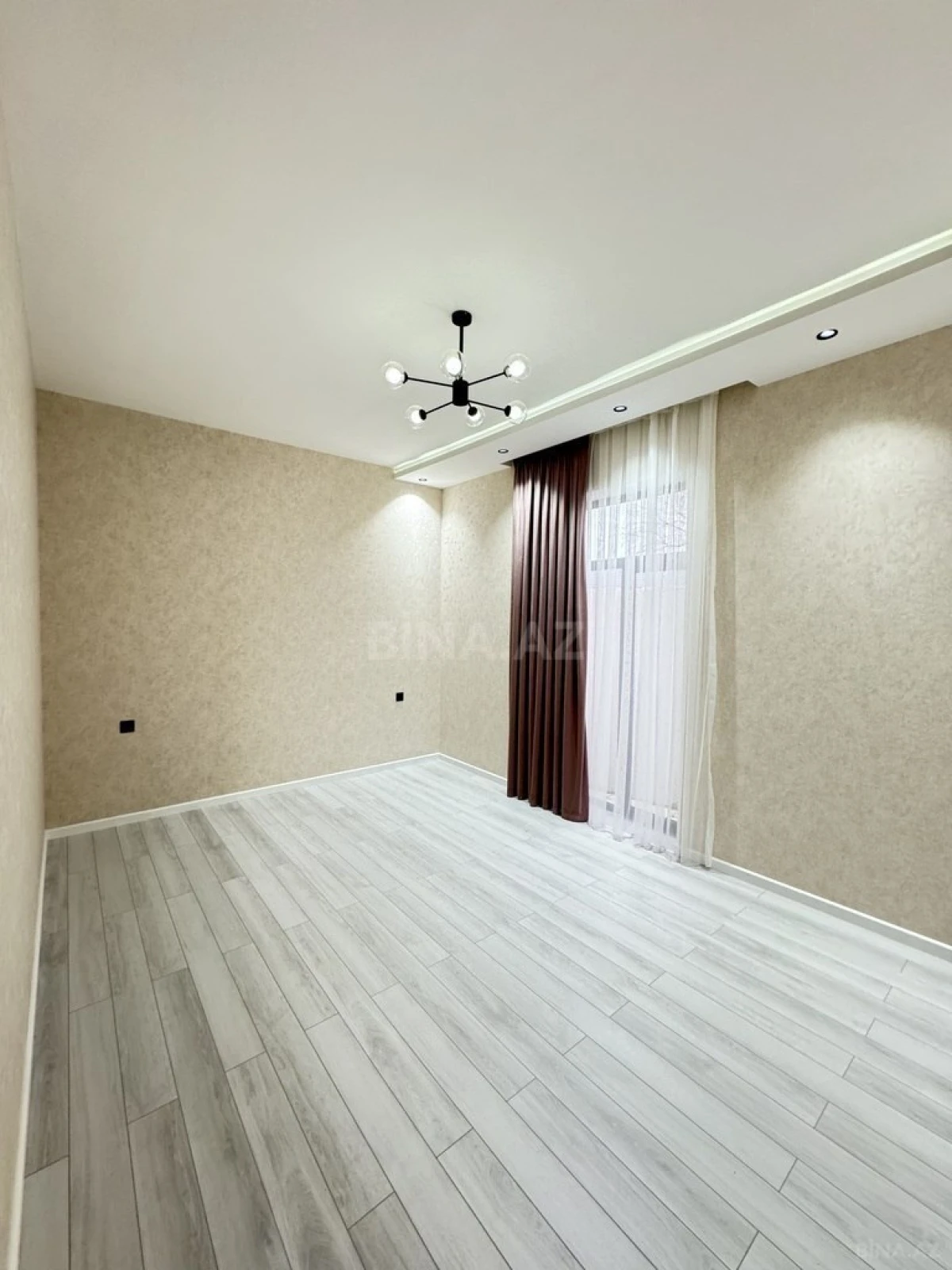Satılır 4 otaqlı həyət evi 155 m²
