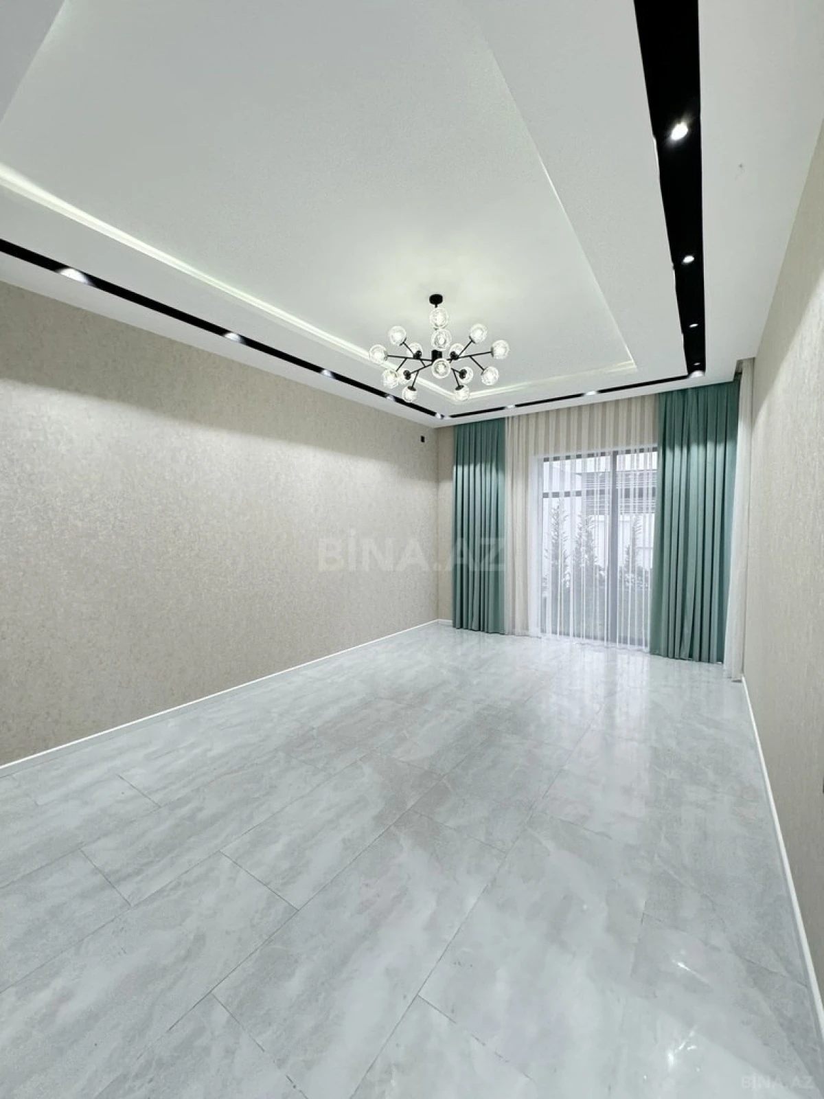 Satılır 4 otaqlı həyət evi 155 m²