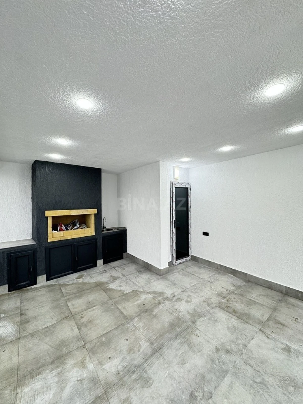 Satılır 4 otaqlı həyət evi 155 m²