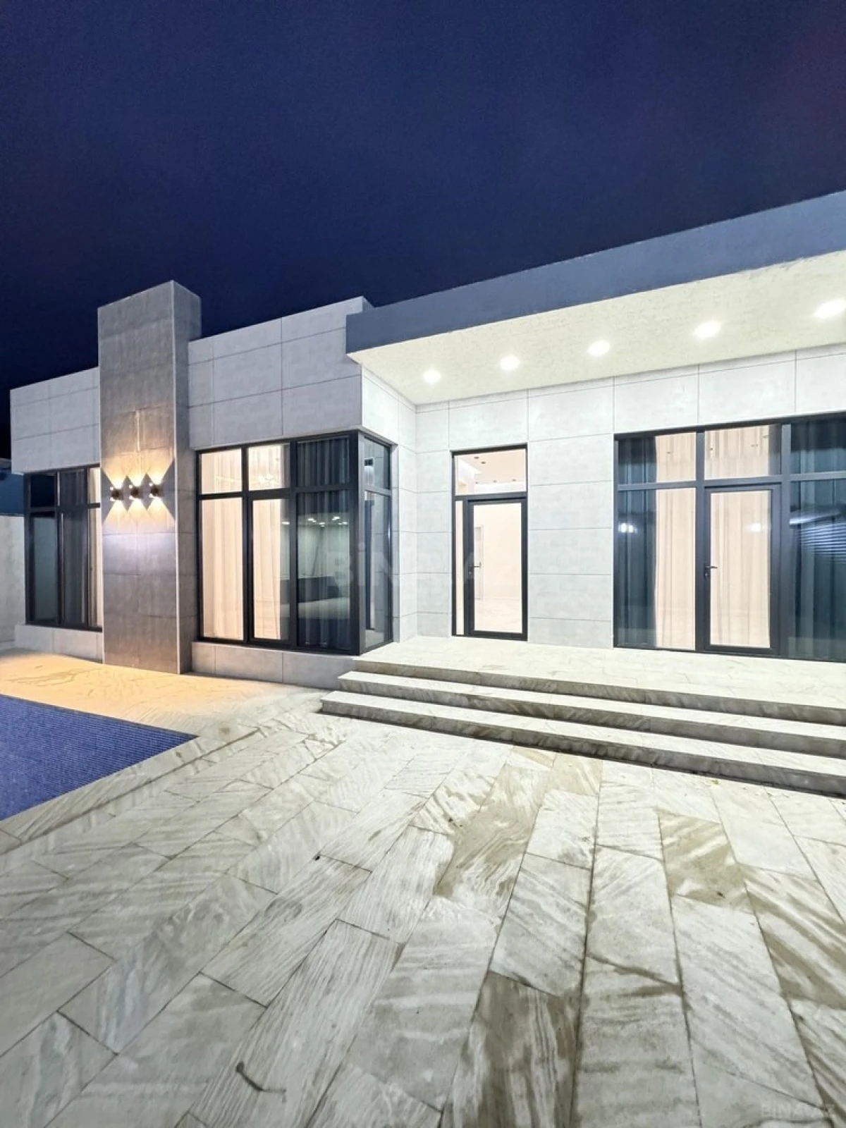 Satılır 4 otaqlı həyət evi 150 m²