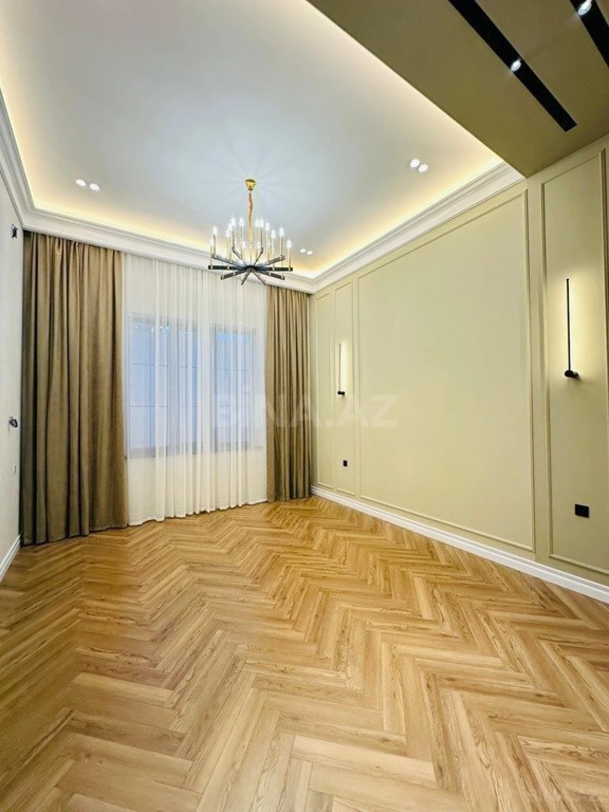 Satılır 4 otaqlı həyət evi 200 m²