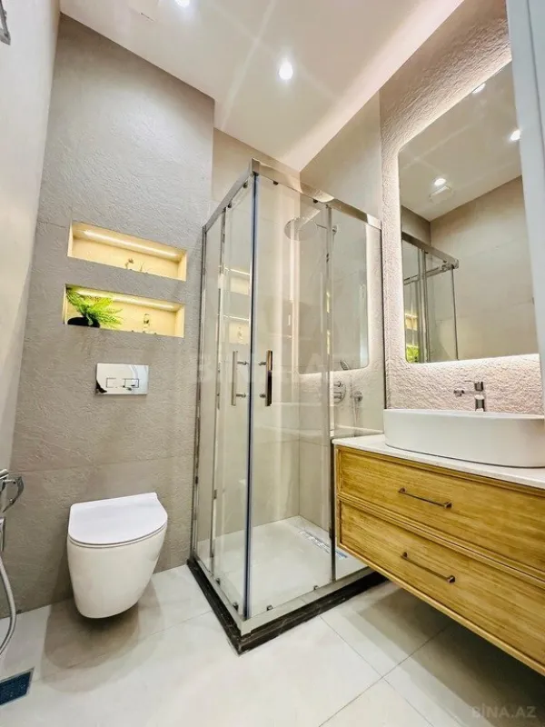 Satılır 4 otaqlı həyət evi 200 m²