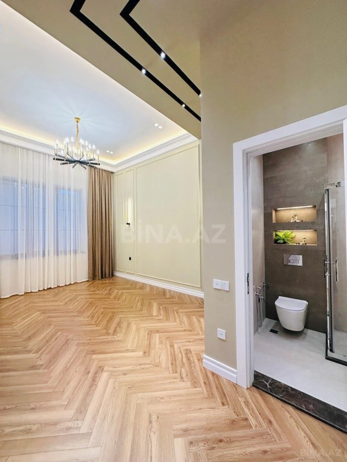 Satılır 4 otaqlı həyət evi 200 m²