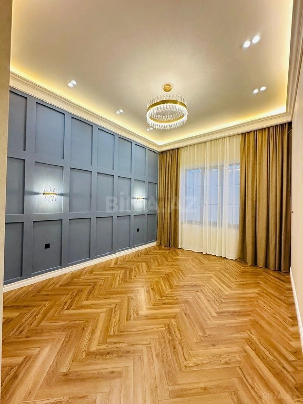 Satılır 4 otaqlı həyət evi 200 m²